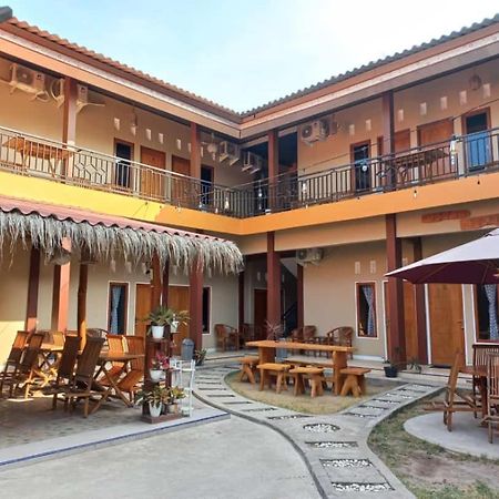 Asta Homestay Karimunjawa Exterior foto